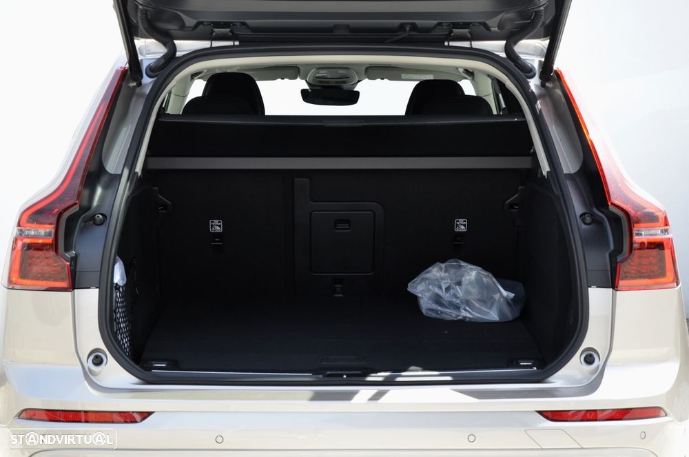 Volvo XC 60 2.0 T6 PHEV Plus Dark AWD - 5