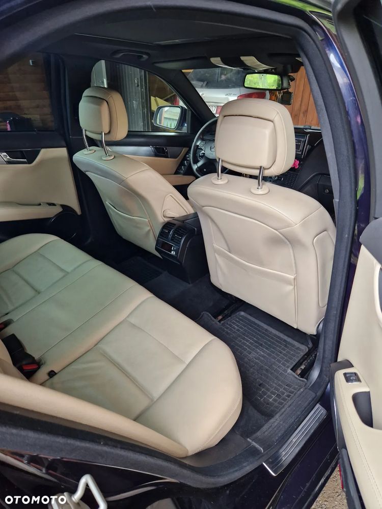 Mercedes-Benz Klasa C 350 CDI 4-Matic Elegance - 13