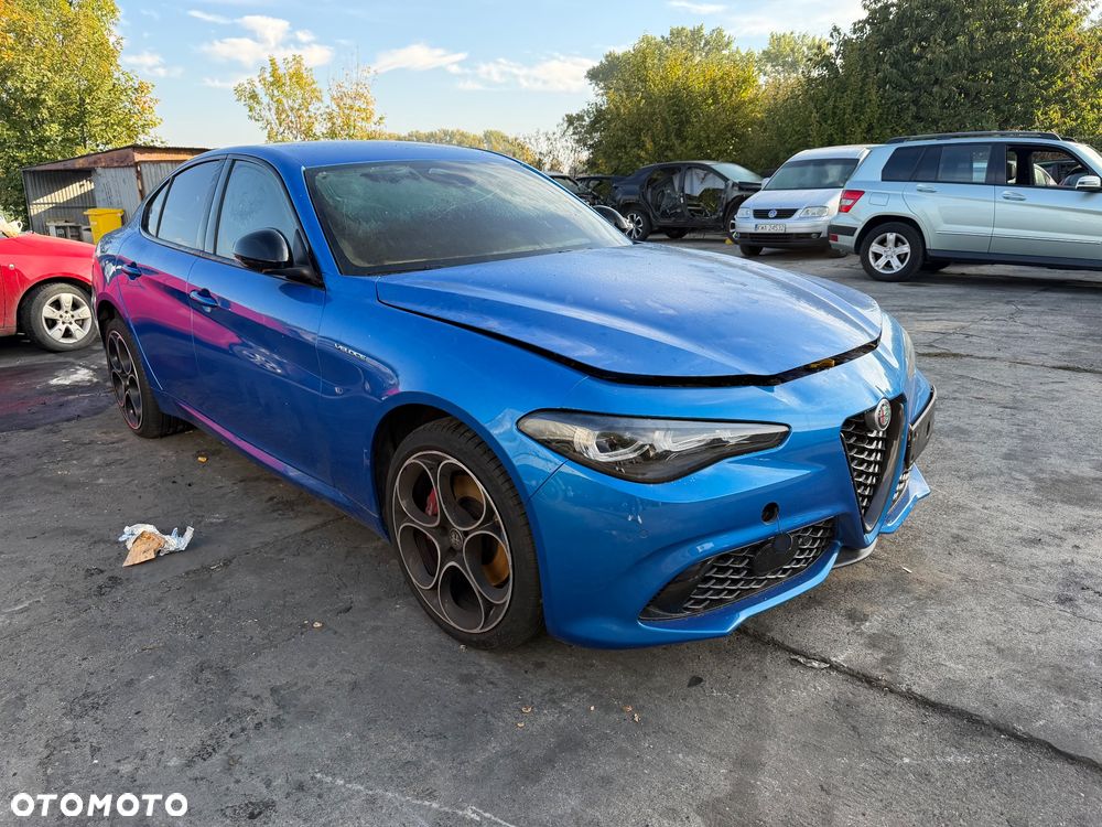 Alfa Romeo Giulia - 2