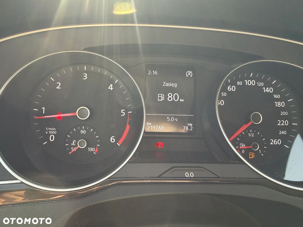 Volkswagen Passat Variant 2.0 TDI (BlueMotion Technology) Comfortline - 15