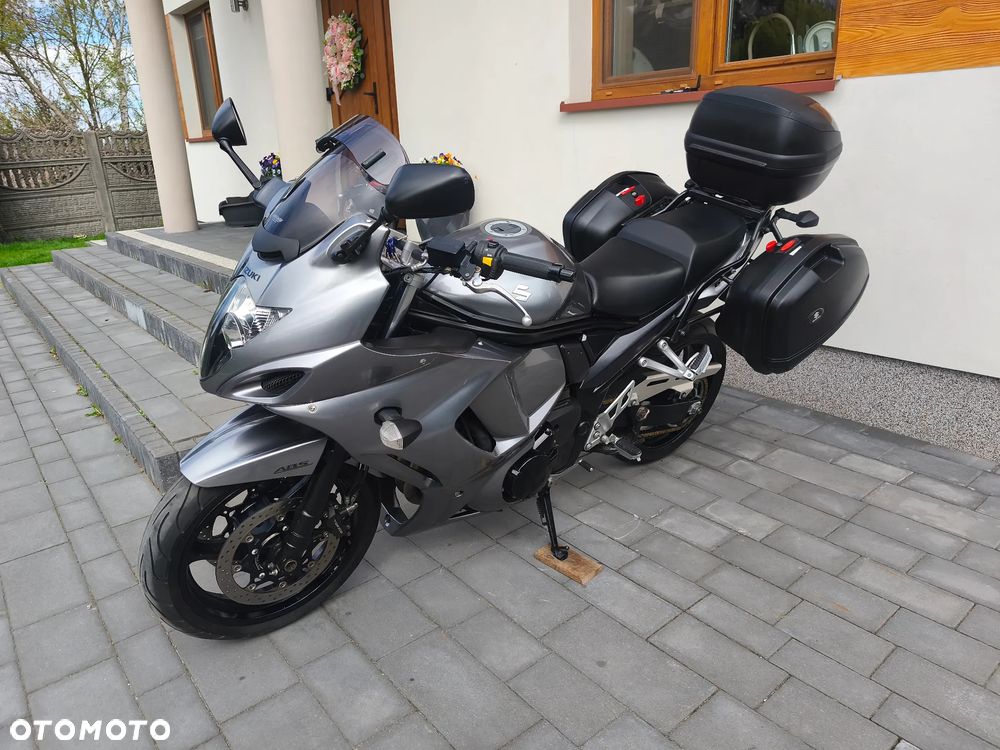 Suzuki Bandit - 8