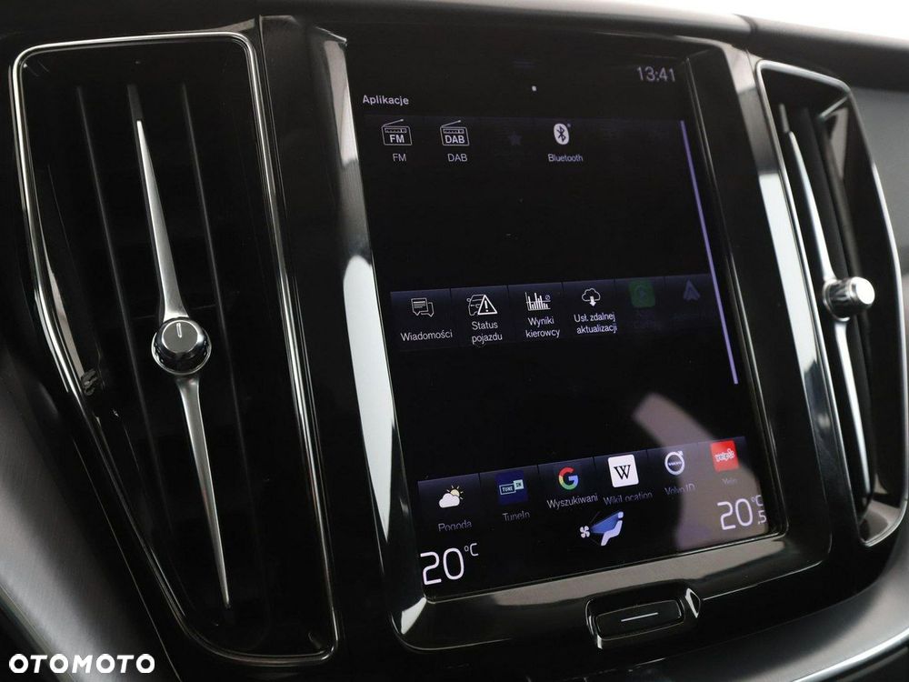Volvo XC 60 B4 D AWD Momentum - 28