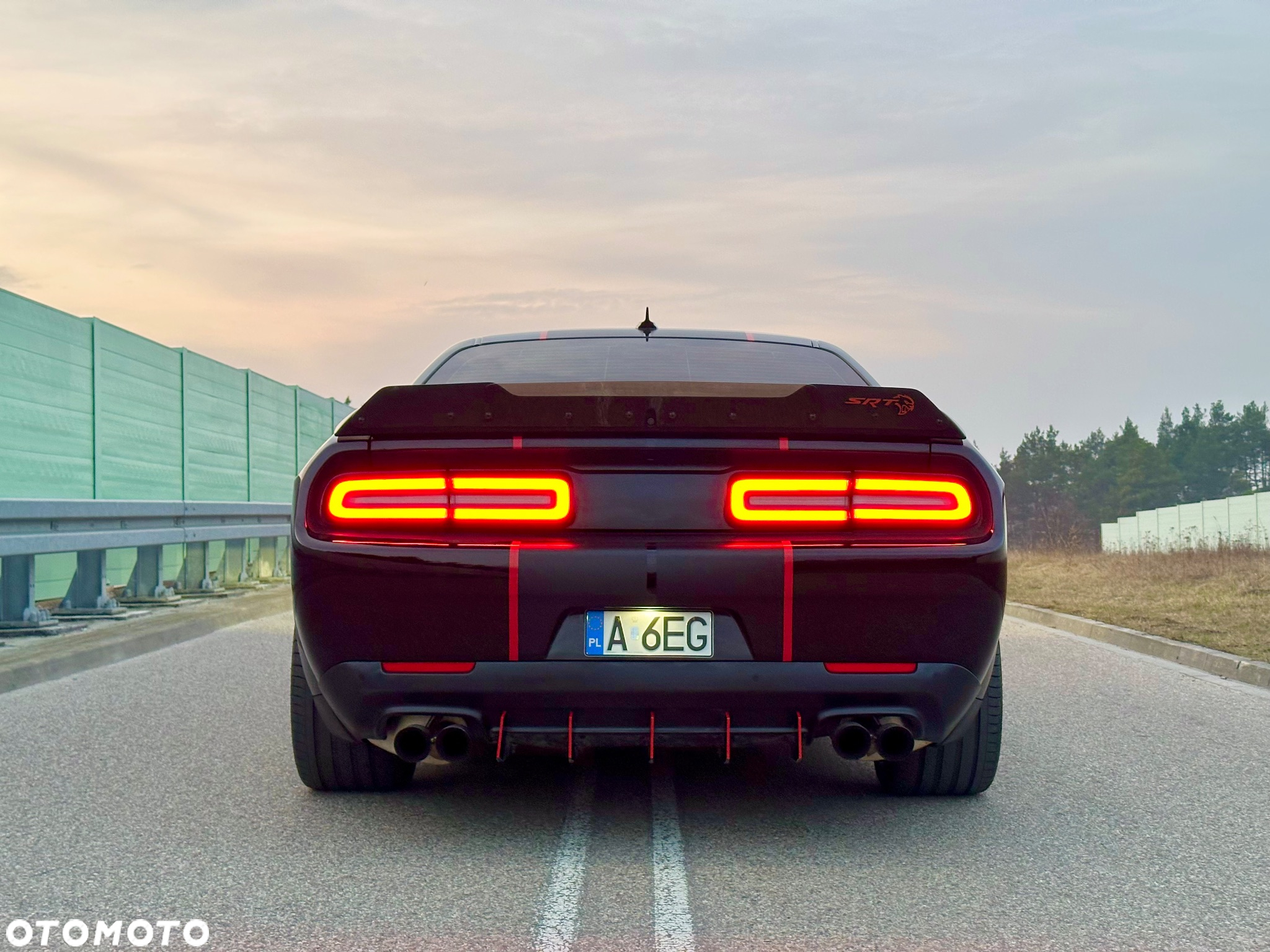 Dodge Challenger 6.2 Redeye Widebody - 21