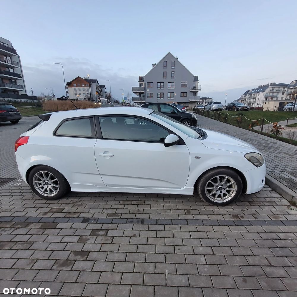 Kia ProCeed 1.6 Crdi Comfort - 14