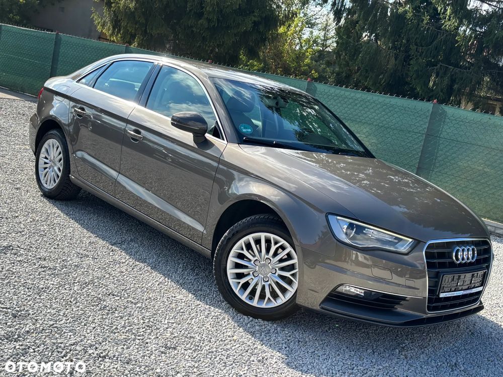 Audi A3 Limousine 1.4 TFSI CoD ultra Attraction S tronic - 4