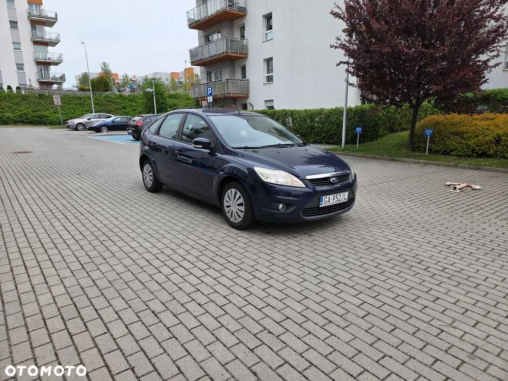 Ford Focus 1.4 Trend + - 3