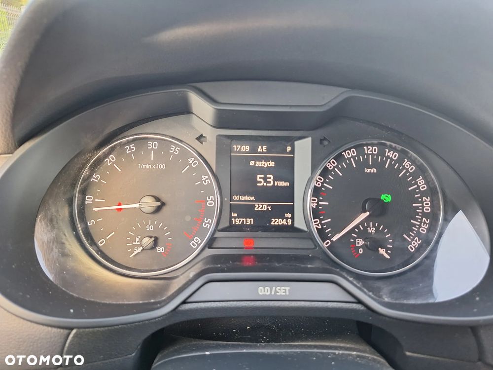 Skoda Octavia 2.0 TDI Style DSG - 6
