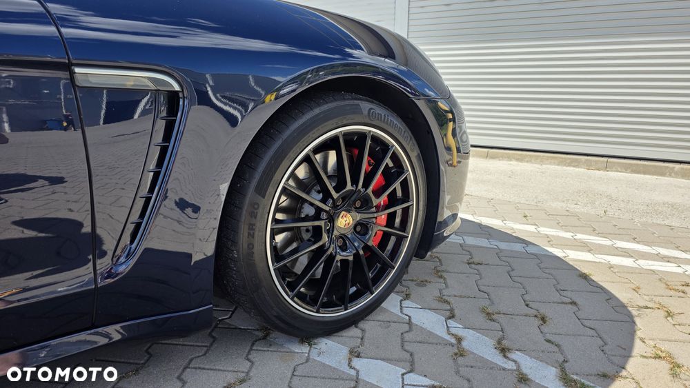 Porsche Panamera - 5