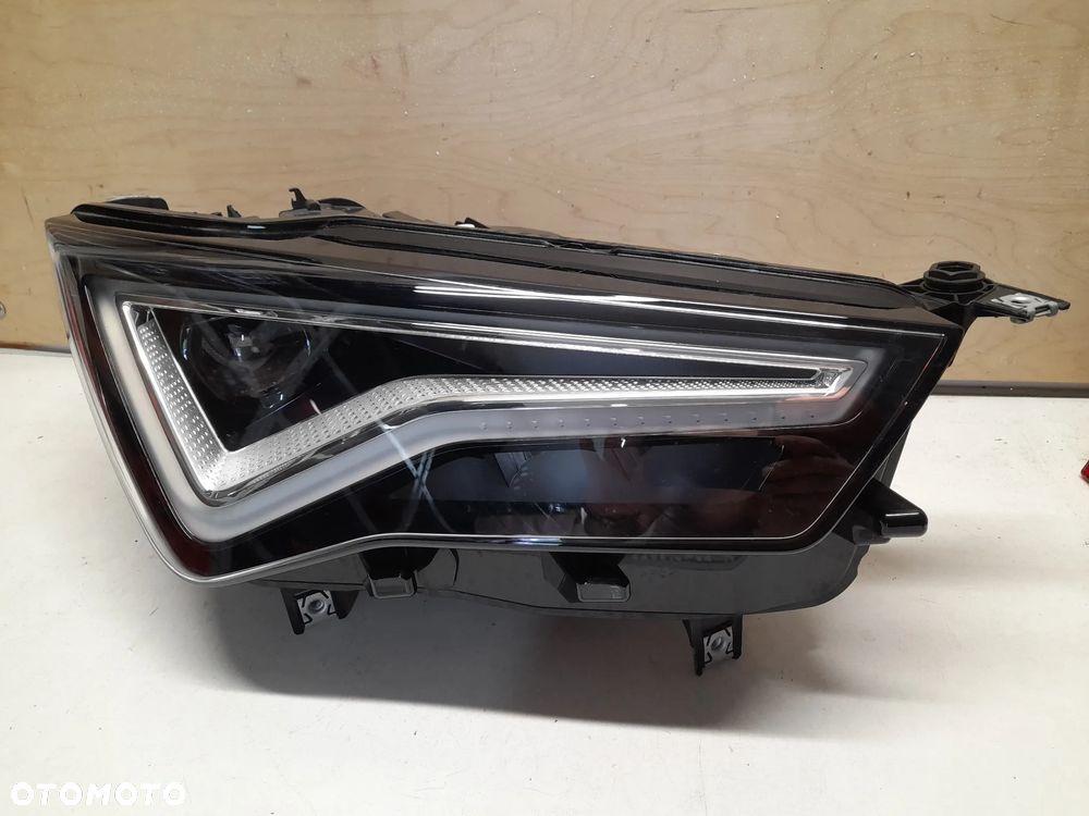 Lampa przód przednia prawa SEAT ATECA LIFT 2020- FULL LED 576941032B