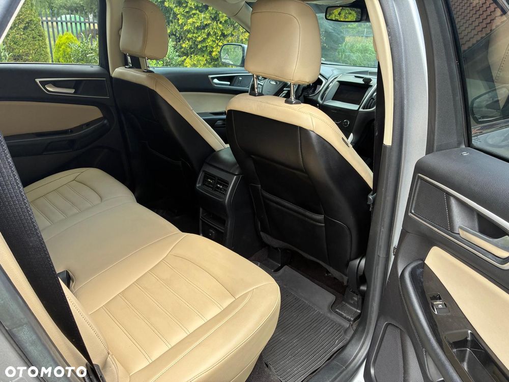 Ford Edge - 15