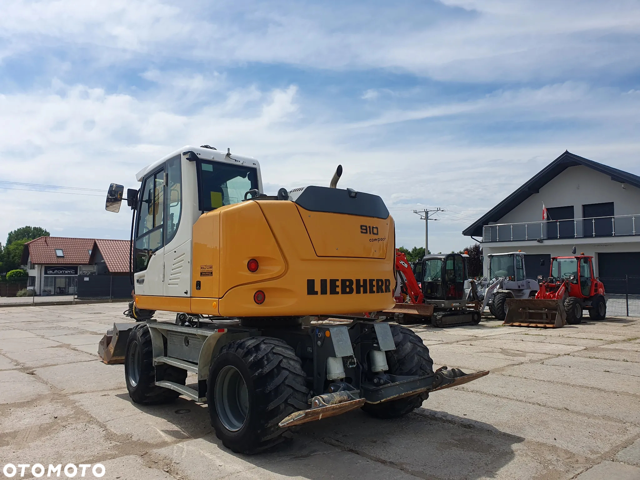 Liebherr A910 Compact - 3