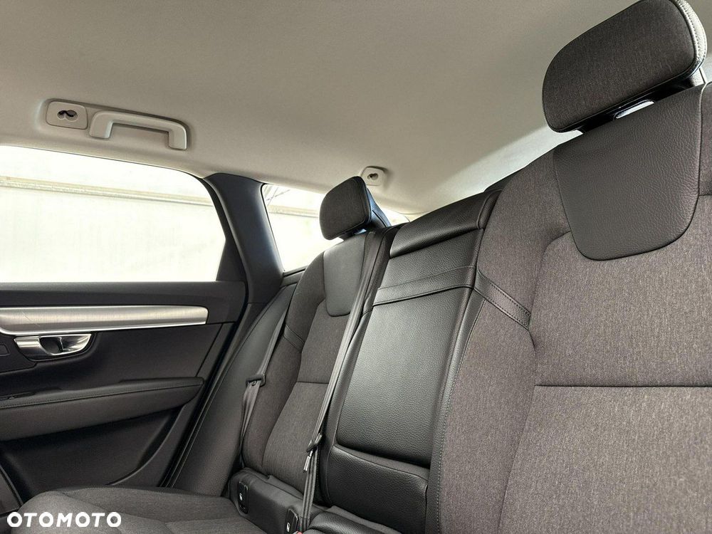 Volvo V90 - 19