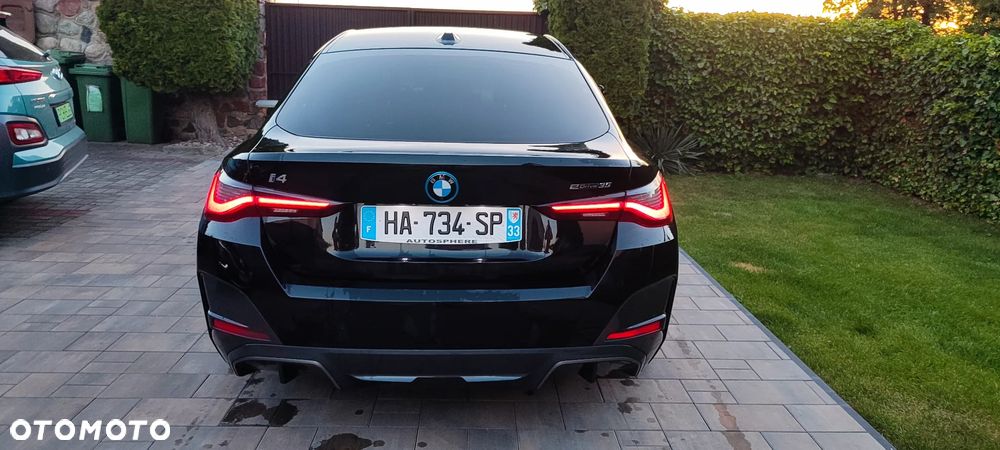 BMW i4 - 8