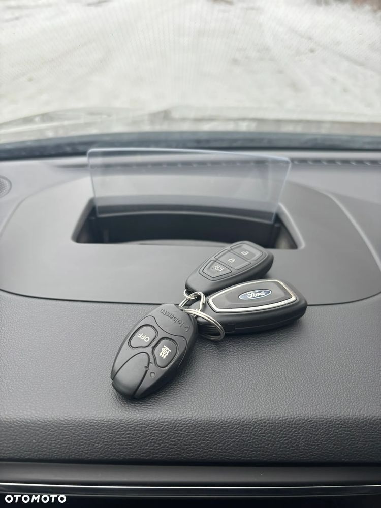Ford Focus SW 1.0 EcoBoost S&S Business Edition - 31