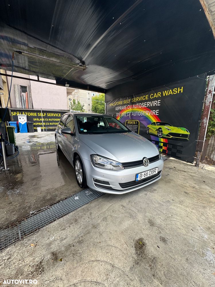 Volkswagen Golf 1.6 TDI DPF BMT DSG Comfortline - 9