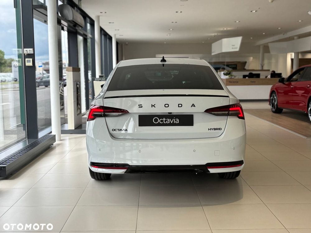 Skoda Octavia - 10