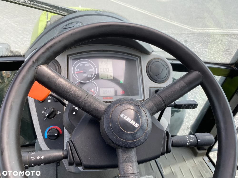 Claas ARION 410 - 4