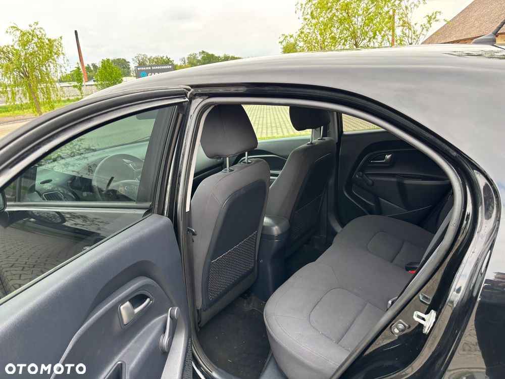 Kia Rio 1.2 Business Line - 18