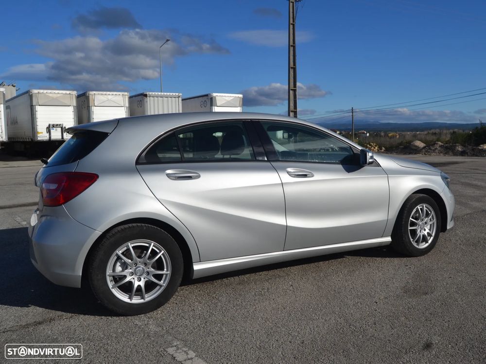Mercedes-Benz A 180 CDI (BlueEFFICIENCY) - 4