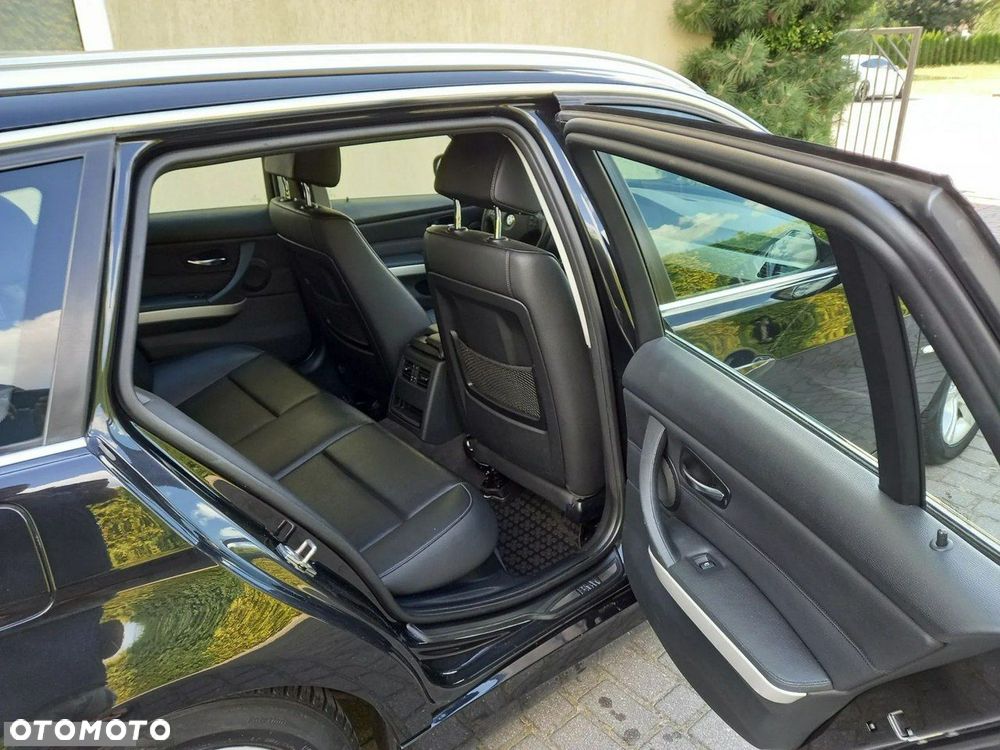 BMW Seria 3 - 22