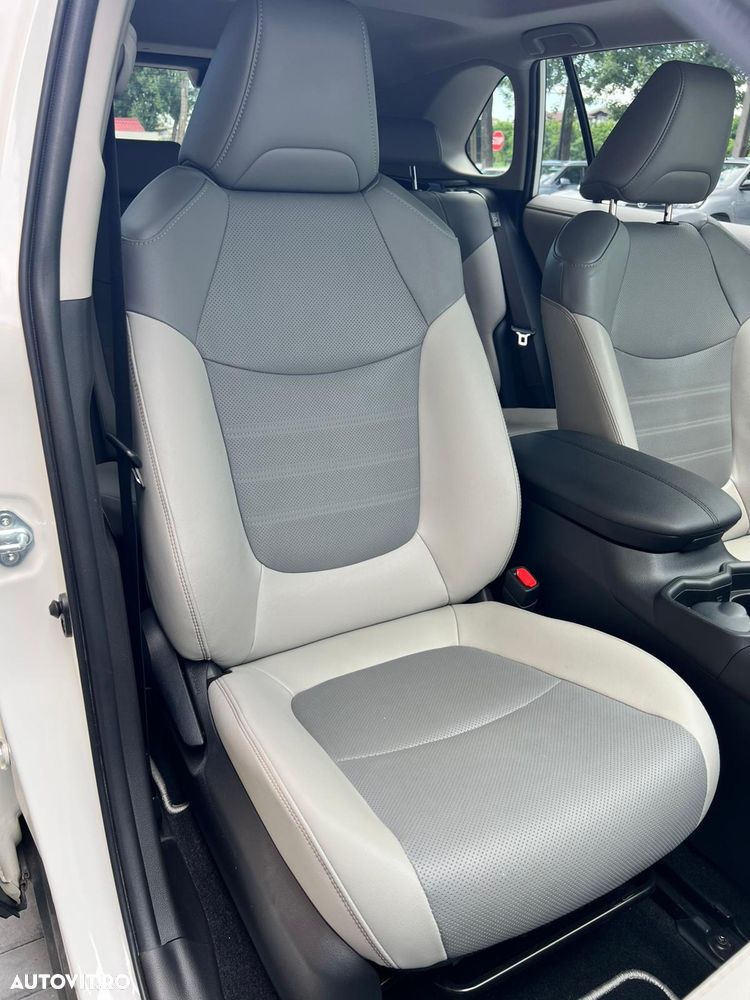Toyota RAV4 2.5 VVT-iE 4x4 Luxury Premium - 13