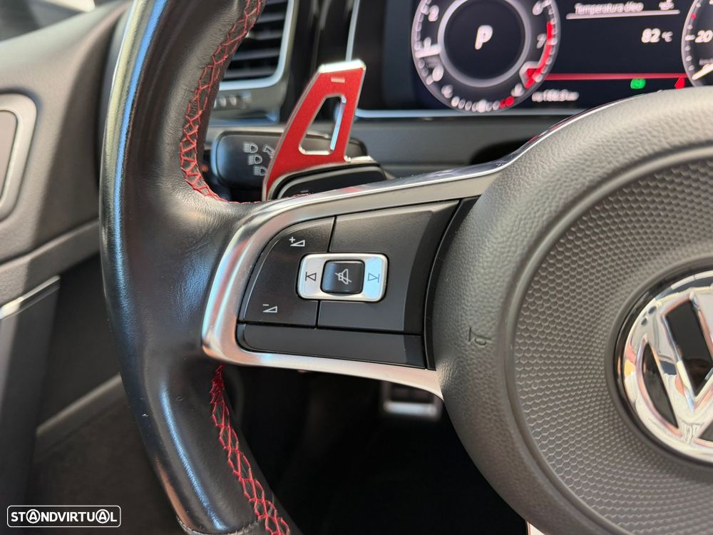 VW Golf 2.0 TSI GTI DSG Performance - 23
