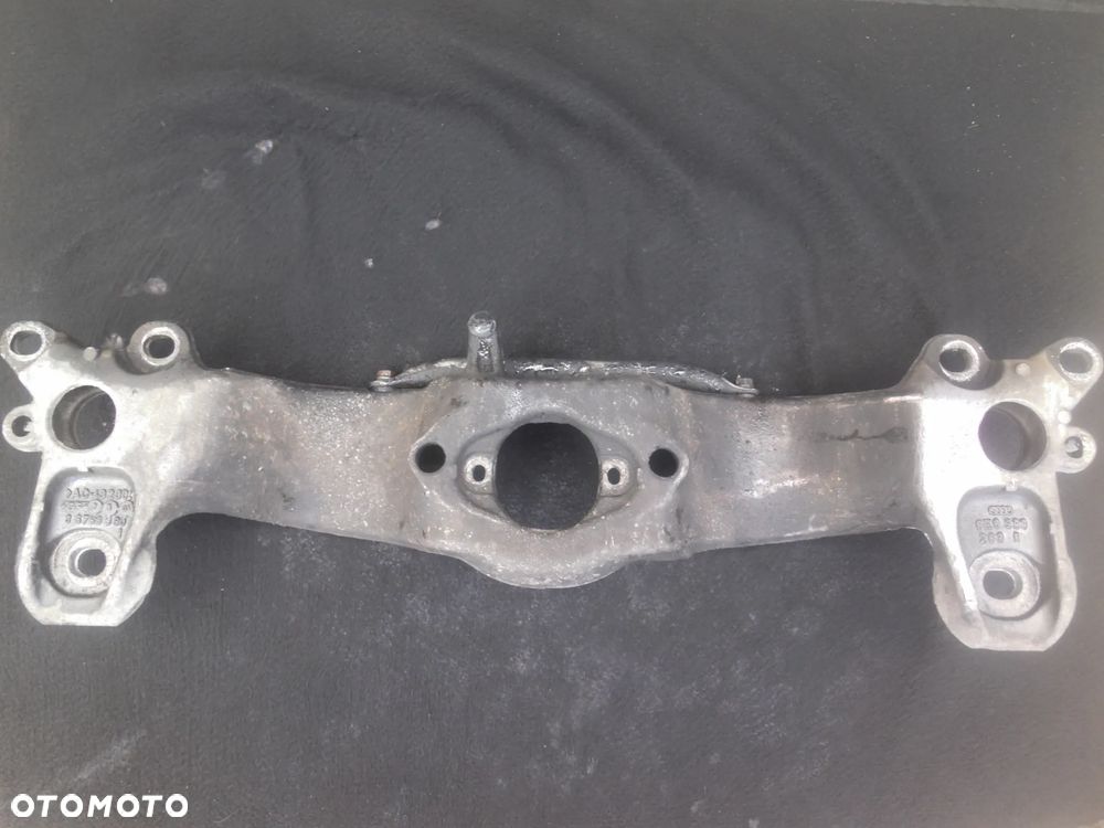 AUDI A4 B6 PODPORA SKRZYNI BIEGÓW 8E0399263R - 1