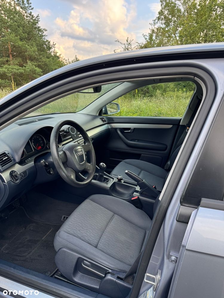 Audi A4 2.0 - 12