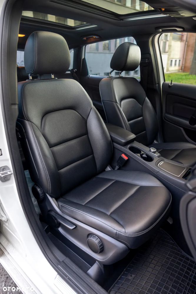 Mercedes-Benz Klasa B 250 4Matic 7G-DCT Urban - 17