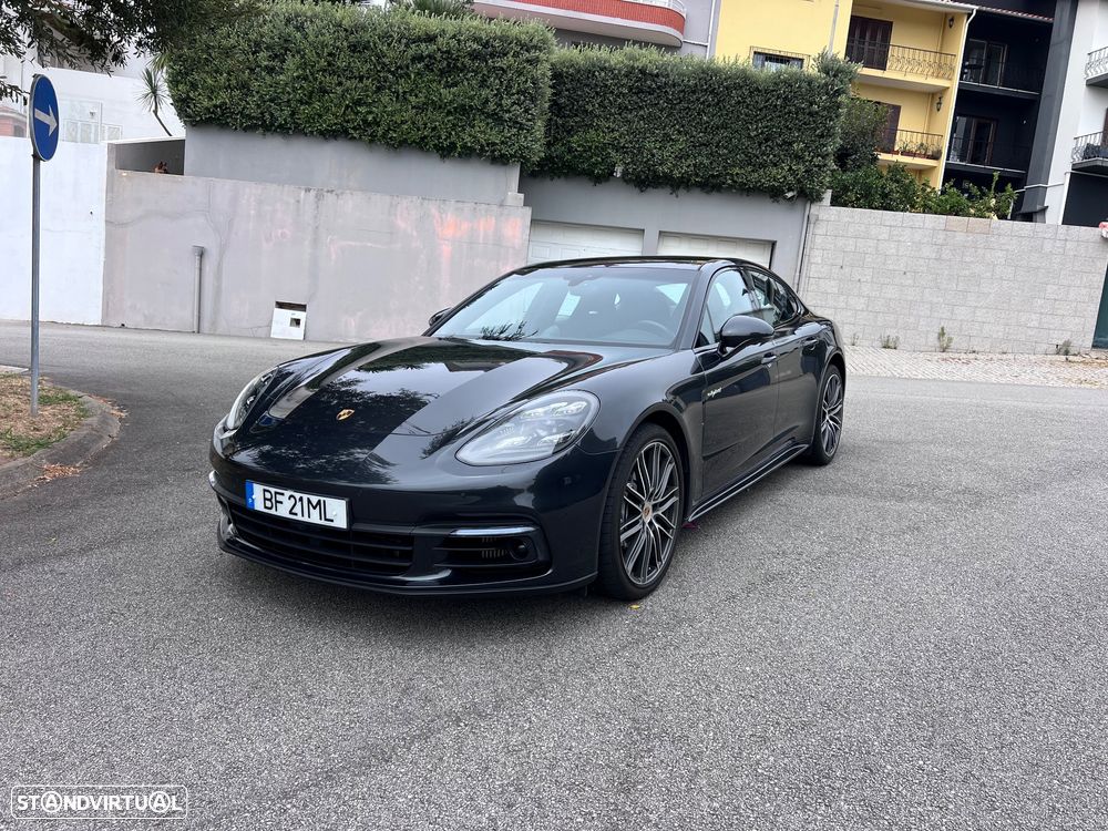 Porsche Panamera 4 E-Hybrid Executive - 1