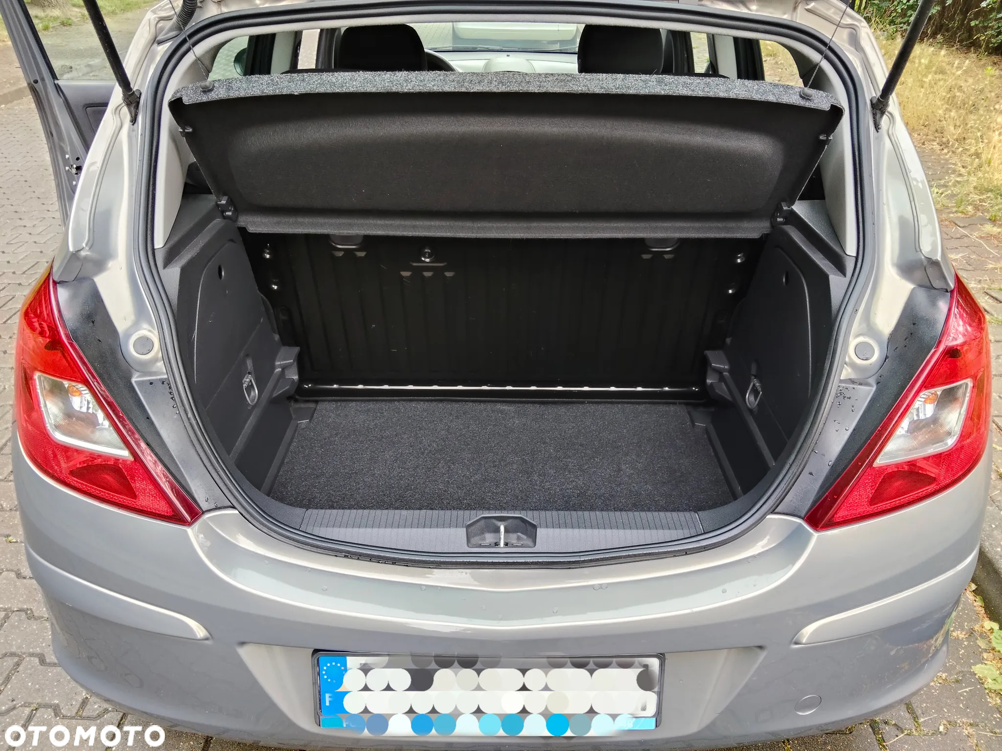 Opel Corsa - 8
