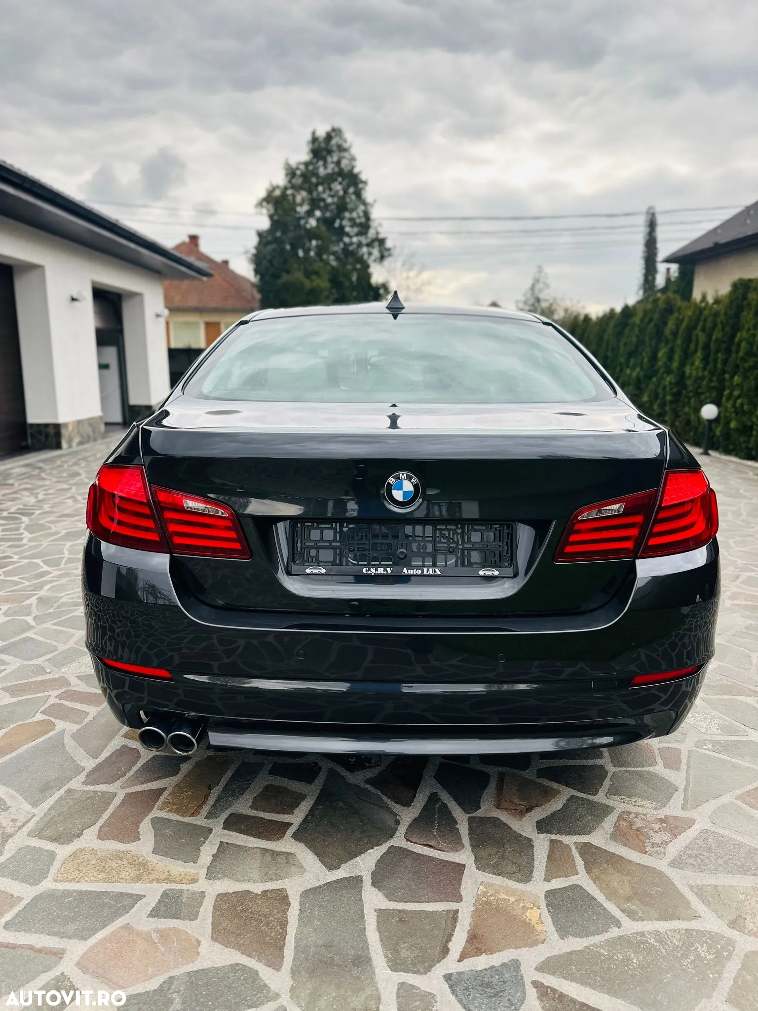 BMW Seria 5 520d - 9