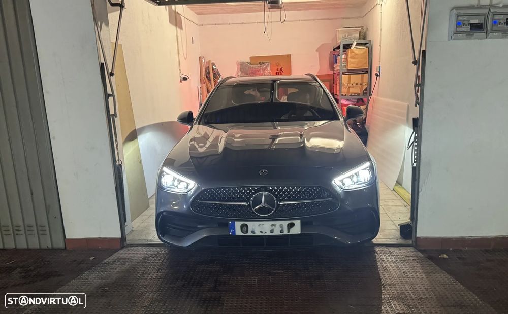 Mercedes-Benz C 300 e AMG Line - 19