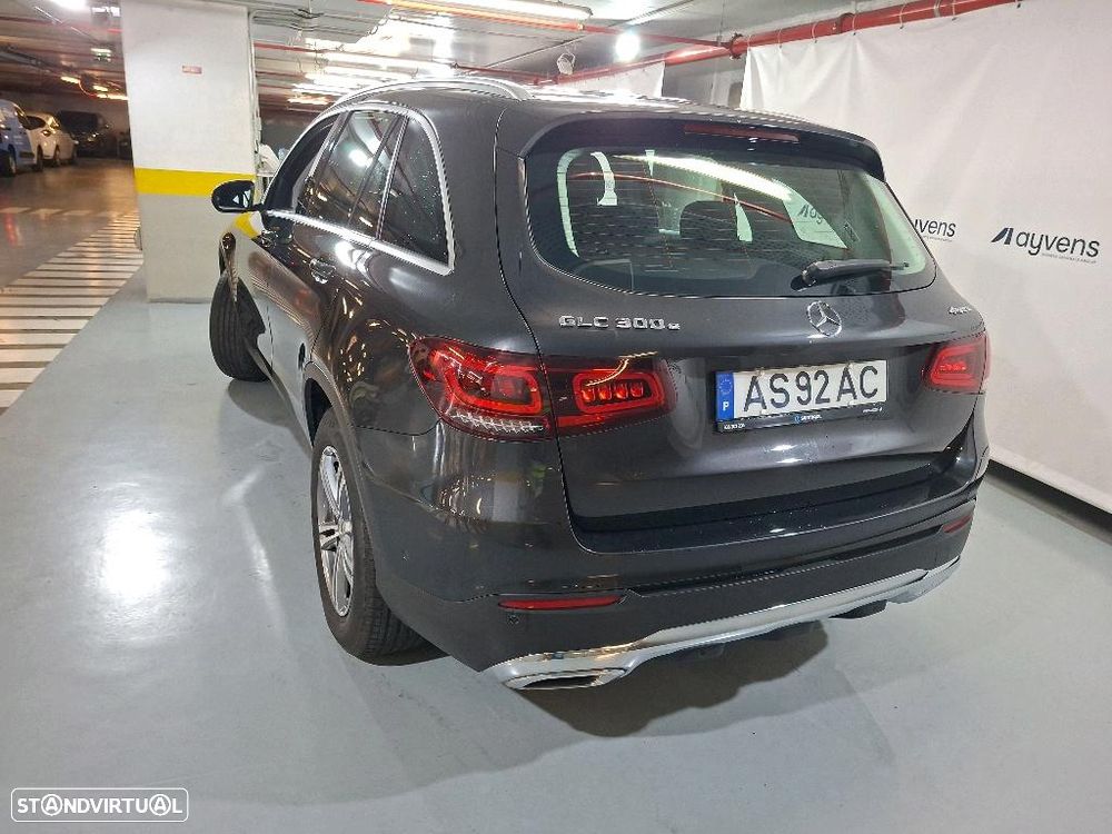 Mercedes-Benz GLC 300 e 4Matic - 3