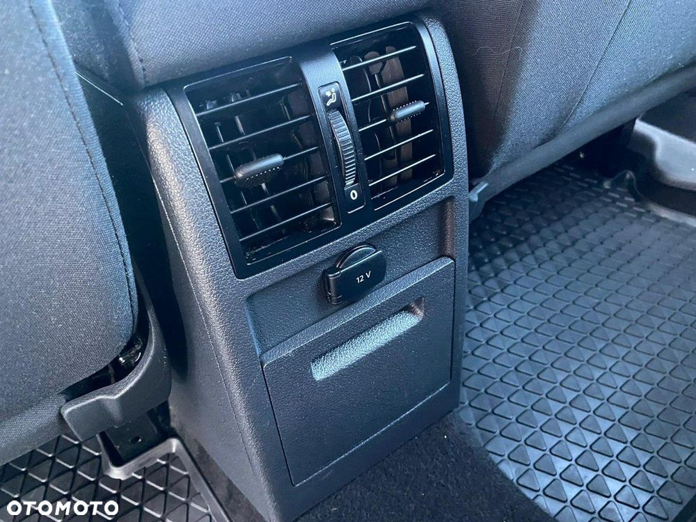 Volkswagen Caddy - 28