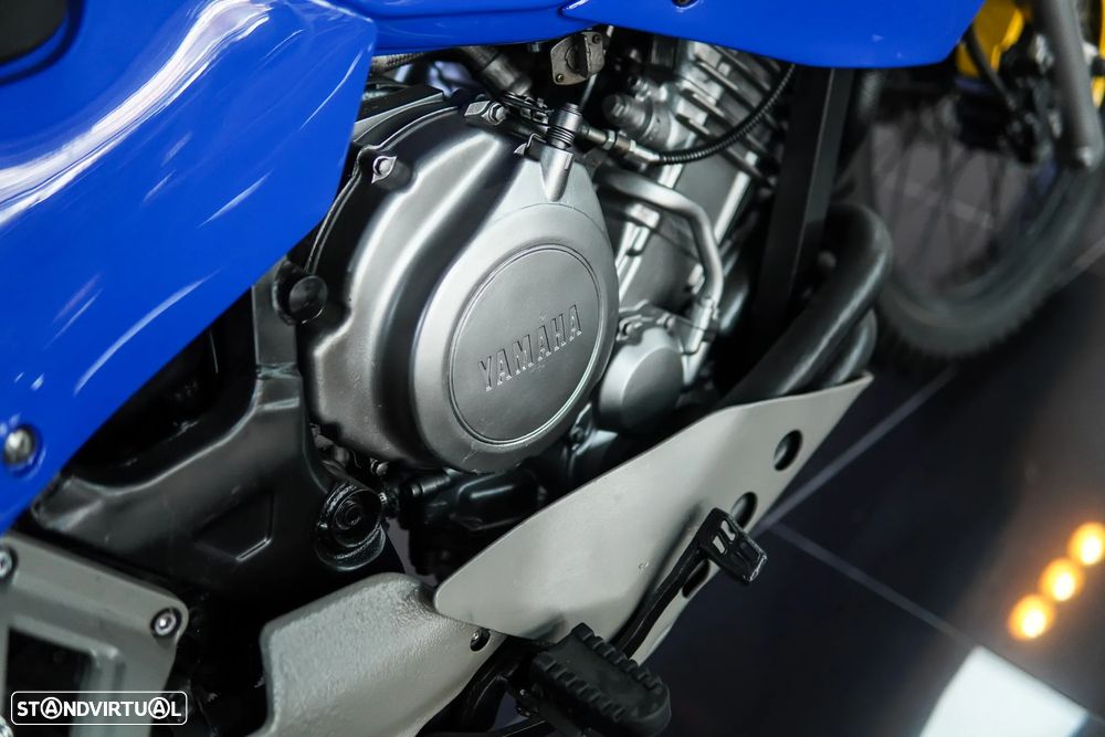 Yamaha XT750Z Super Tenere - 42