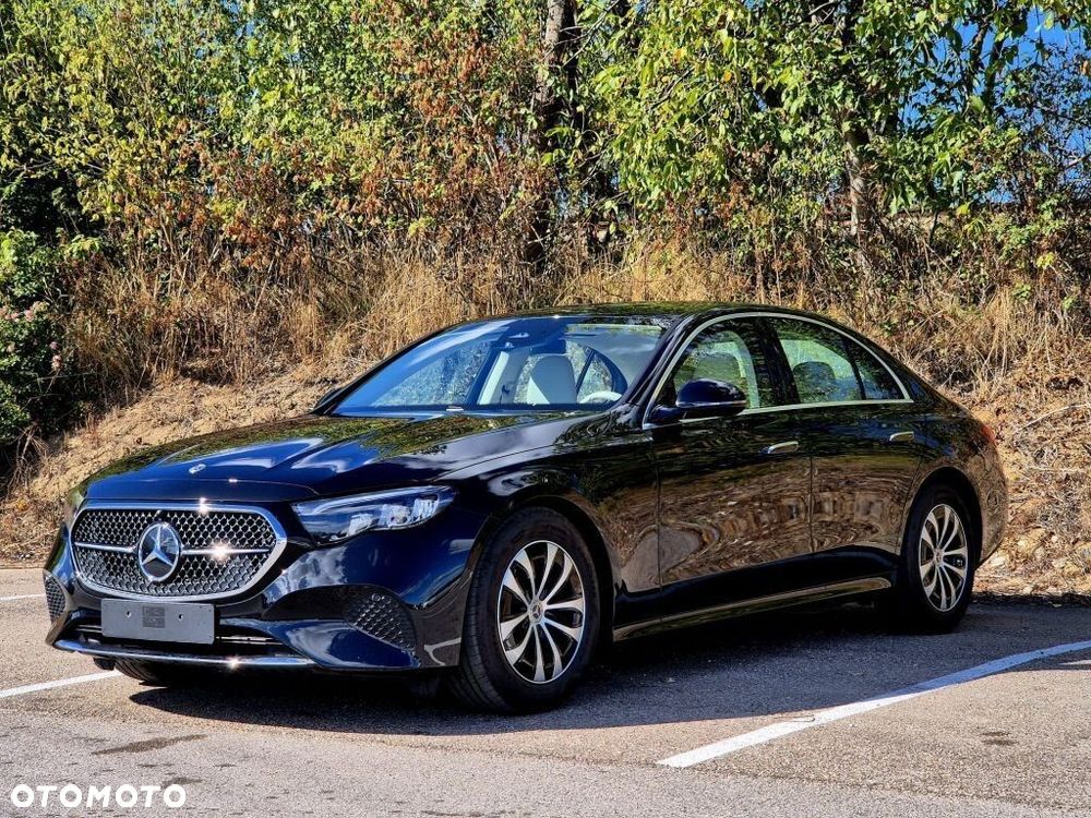 Mercedes-Benz Klasa E 220 d 9G-TRONIC Edition AVANTGARDE - 2