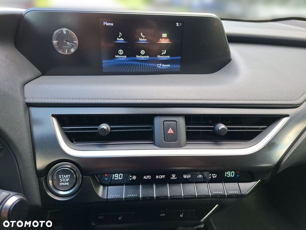 Lexus UX 200 GPF Business Edition 2WD - 18