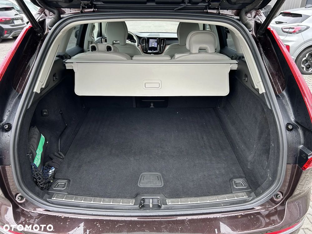 Volvo XC 60 T5 AWD Inscription - 28