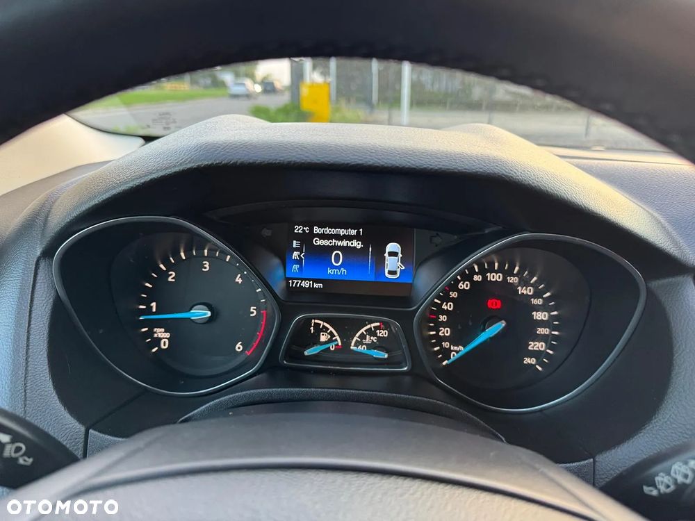 Ford Focus 1.6 TDCi DPF Titanium - 19