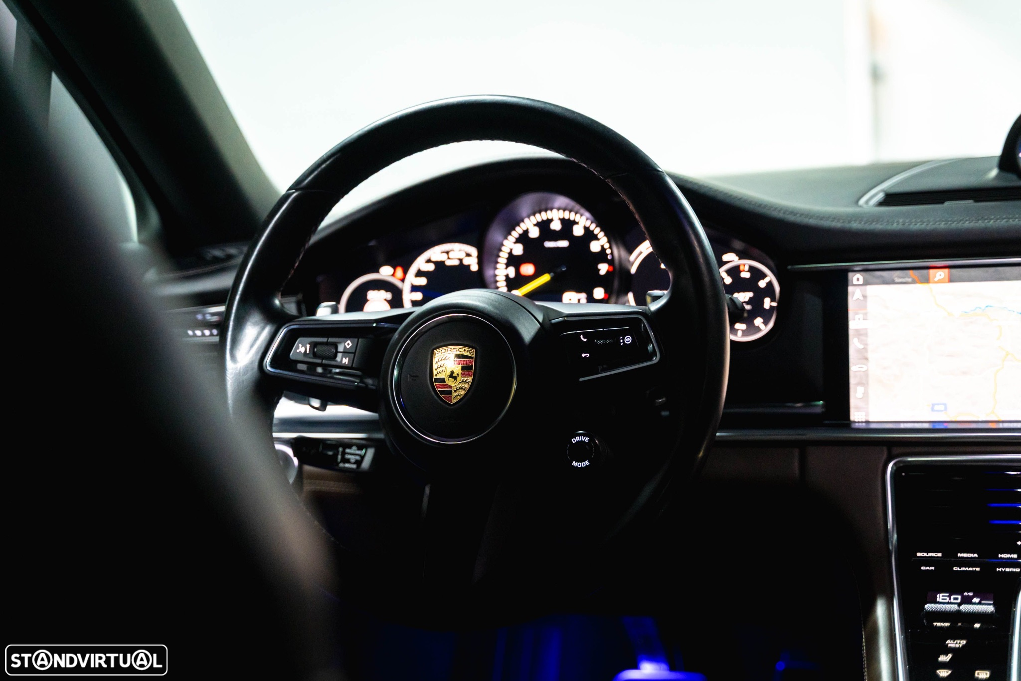 Porsche Panamera Sport Turismo 4S E-Hybrid - 18