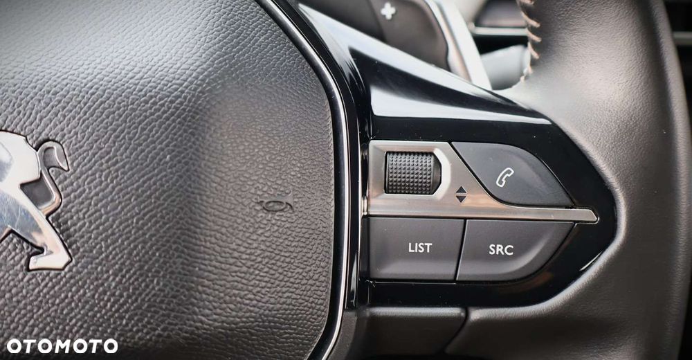 Peugeot 3008 - 21