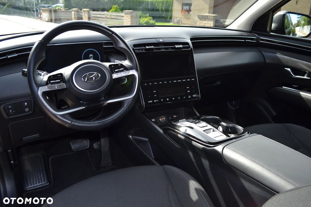 Hyundai Tucson 1.6 T-GDi HEV Executive 2WD - 13