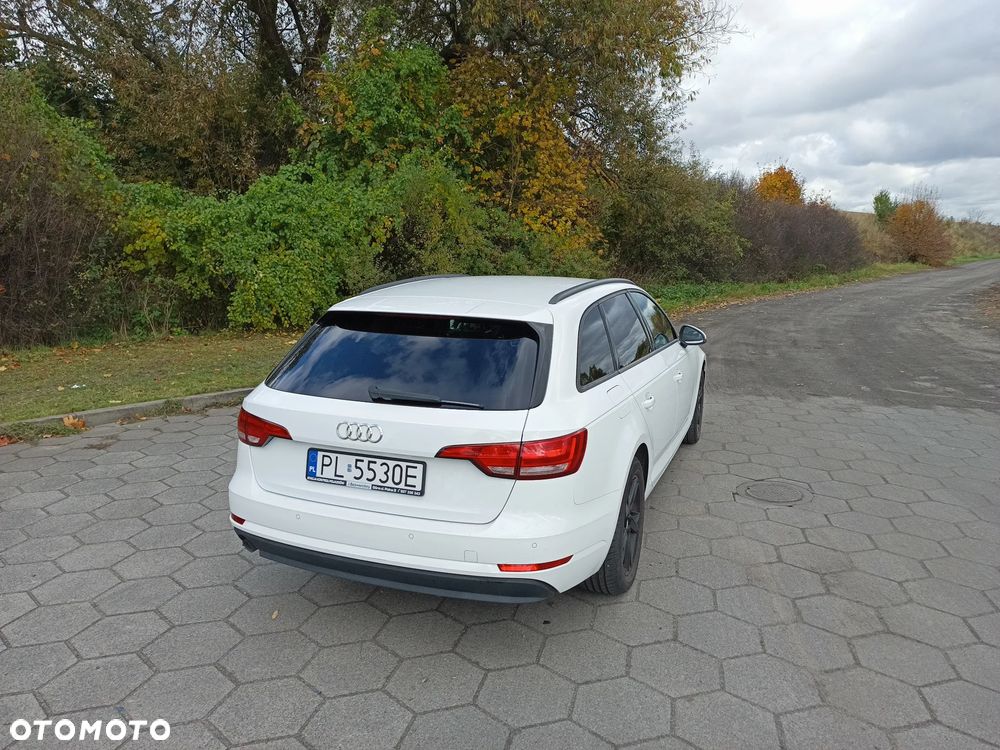 Audi A4 Avant - 10
