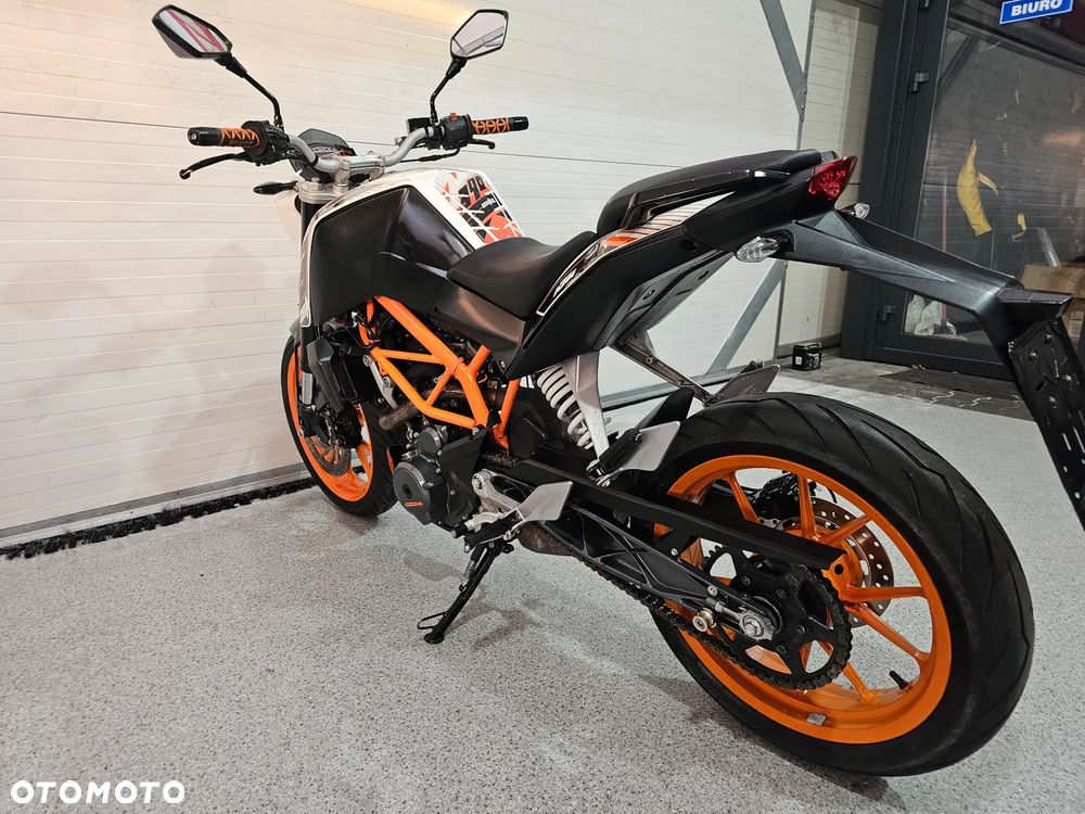 KTM Duke - 23
