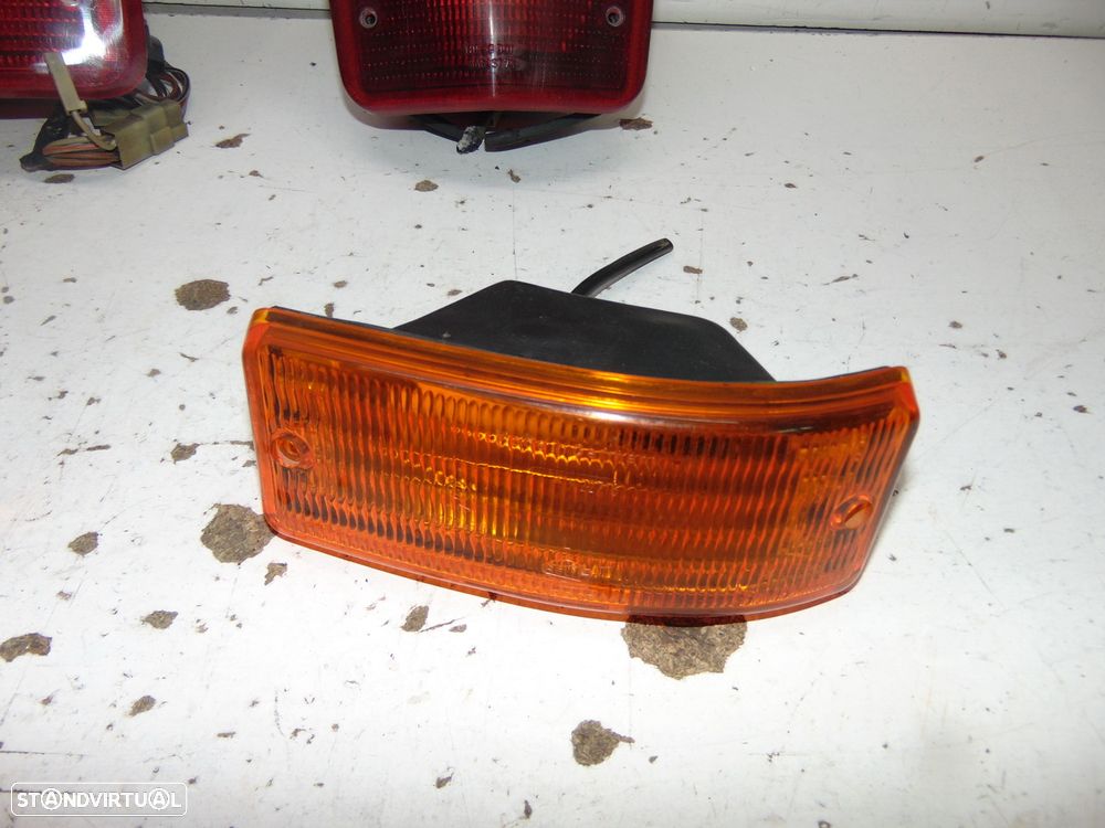 Mercedes furgão 508,608 ou 309 farolins - 6