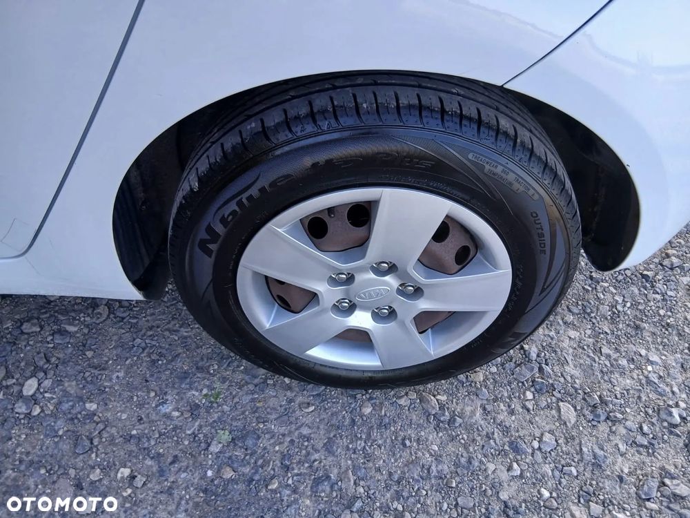 Kia Venga 1.6 Business Line - 37