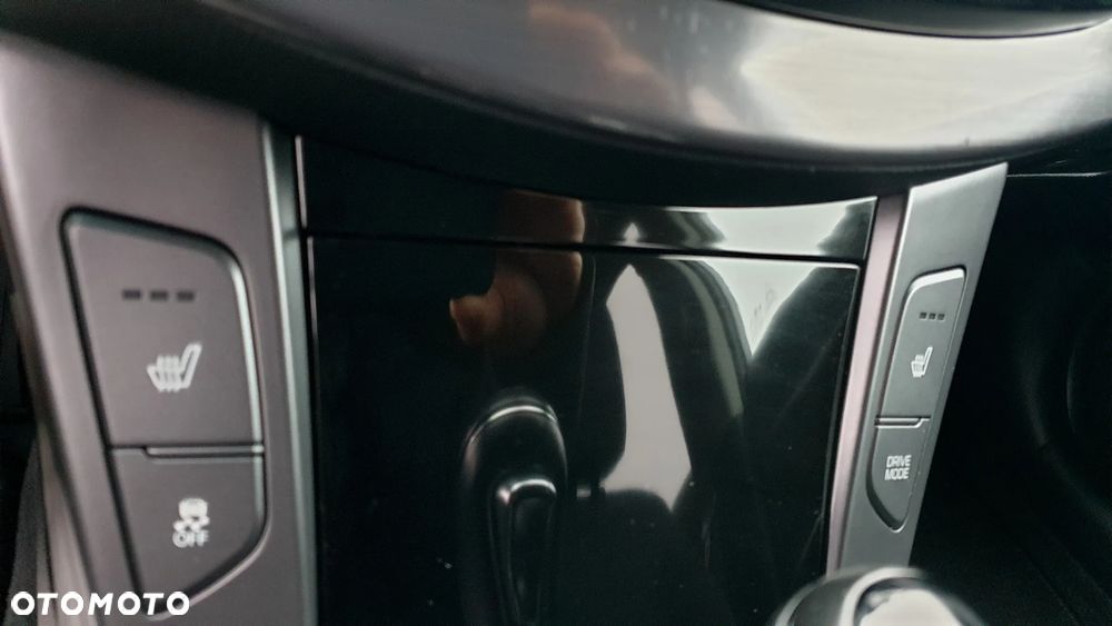 Hyundai i40 1.6 CRDi Premium DCT - 25