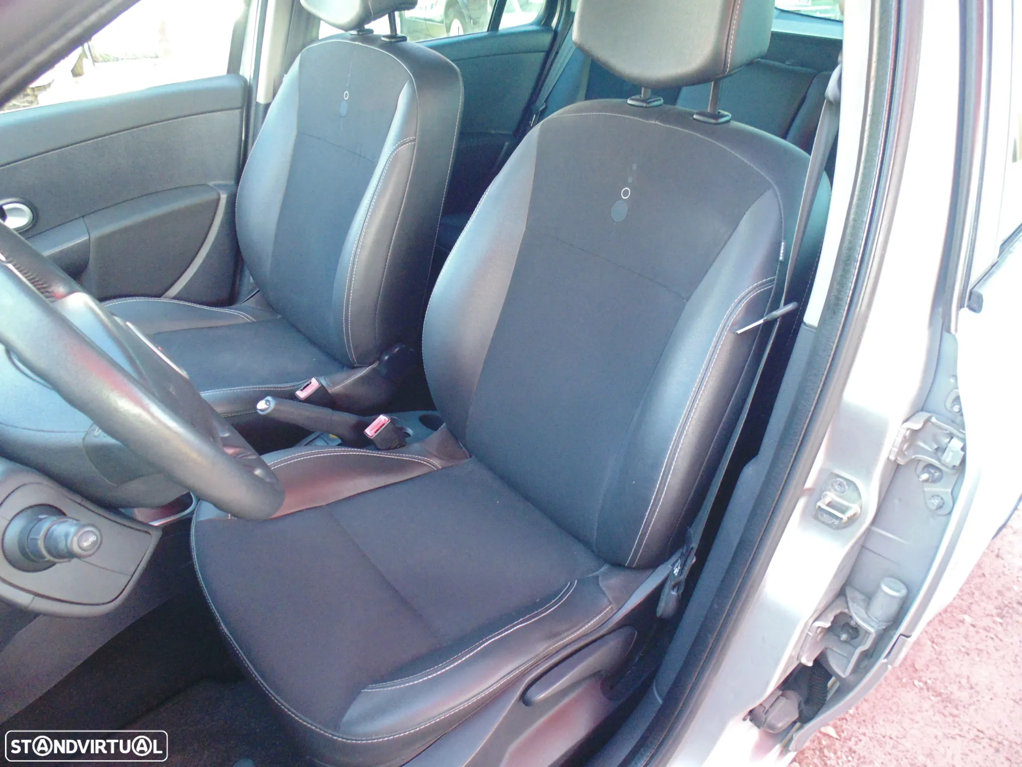 Renault Clio Break 1.5 dCi Dynamique S - 18