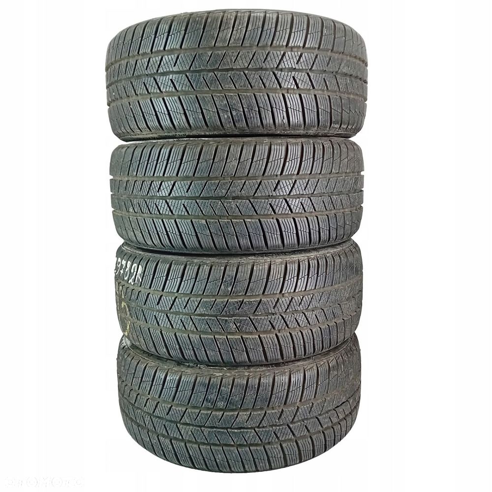 4x 215/45R16 opony zimowe Barum Polaris 5 7mm 2021r 86913 - 1